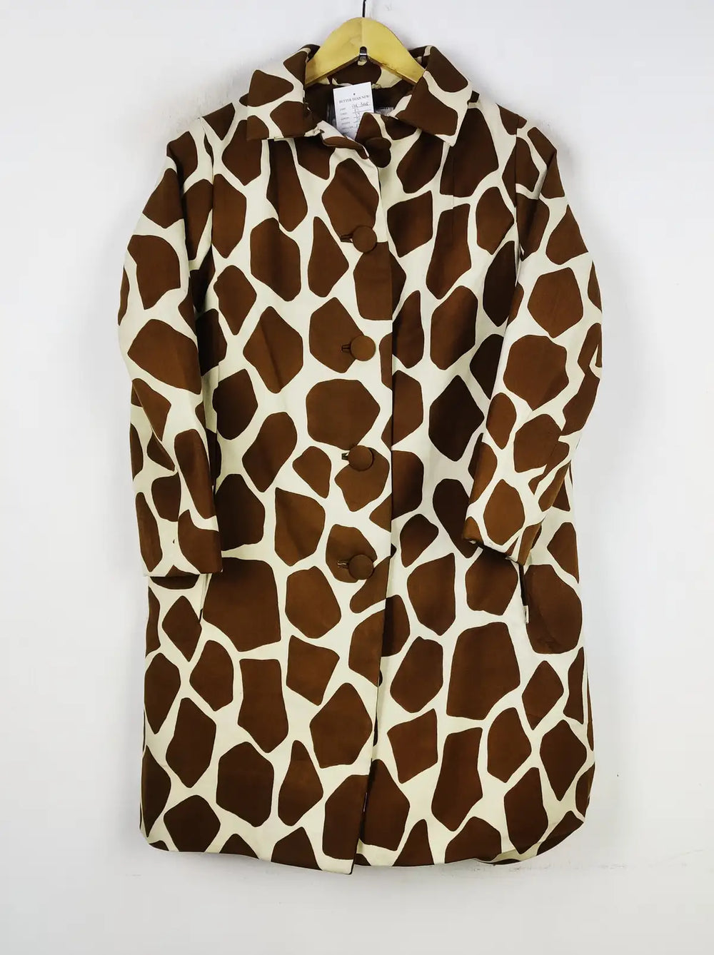 Buy online pre-used pre-loved 100% authentic & Original branded Royal Blizzand (WC-3668) available in Pakistan. Top international brands avilable.