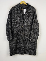 Buy online pre-used pre-loved 100% authentic & Original branded Zara (WC-3672) available in Pakistan. Top international brands avilable.