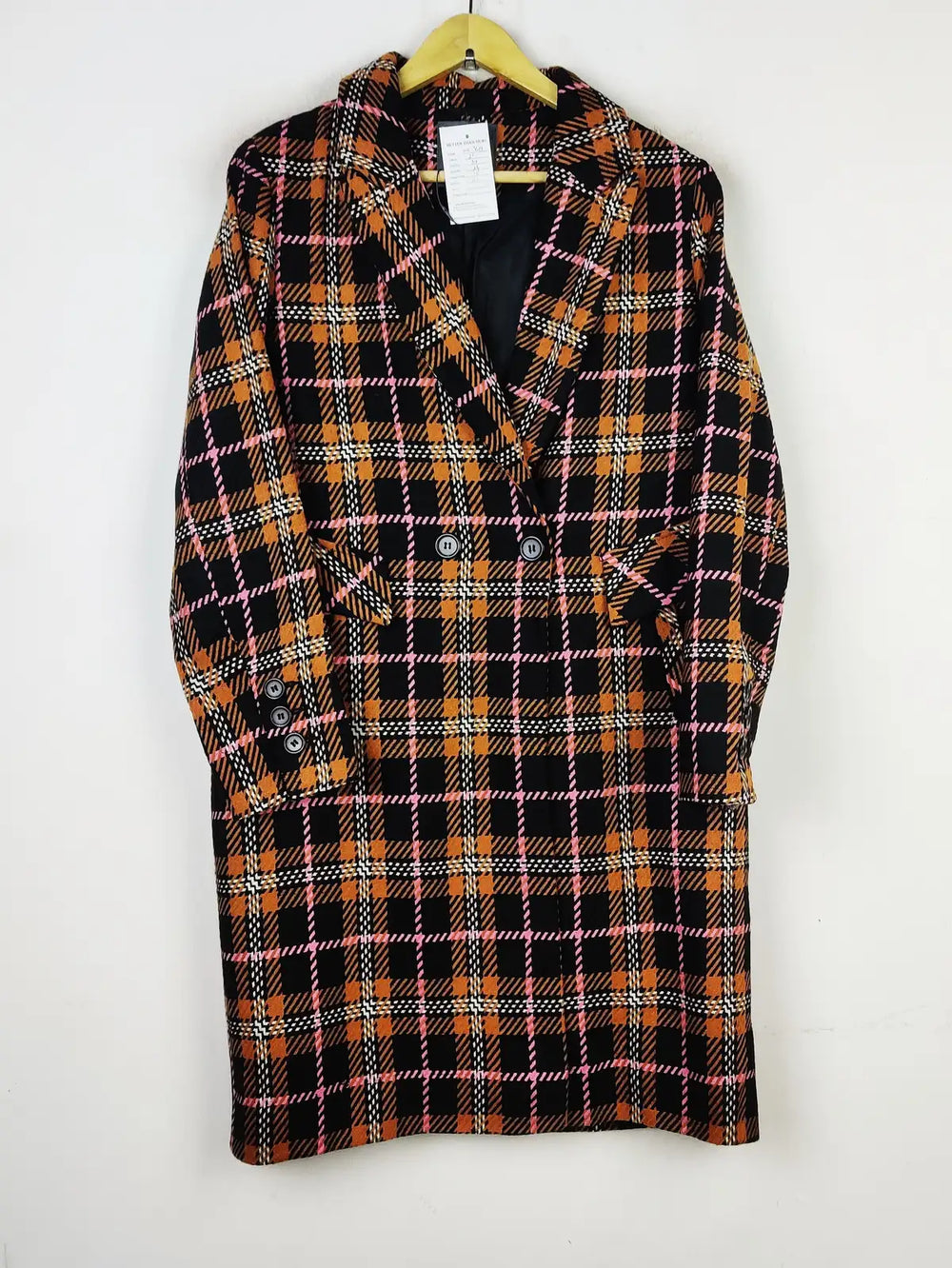 Buy online pre-used pre-loved 100% authentic & Original branded Papaya (WC-3674) available in Pakistan. Top international brands avilable.