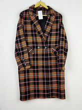 Buy online pre-used pre-loved 100% authentic & Original branded Papaya (WC-3674) available in Pakistan. Top international brands avilable.