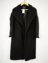 Buy online pre-used pre-loved 100% authentic & Original branded Dorothy Perkins (WC-3801) available in Pakistan. Top international brands avilable.