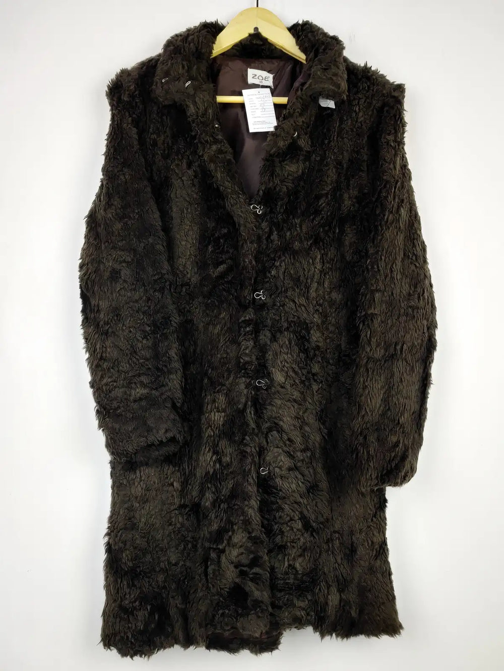 Buy online pre-used pre-loved 100% authentic & Original branded Zoe (WC-3808) available in Pakistan. Top international brands avilable.