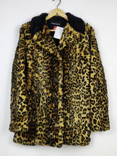 Buy online pre-used pre-loved 100% authentic & Original branded Warehouse (WC-3814) available in Pakistan. Top international brands avilable.