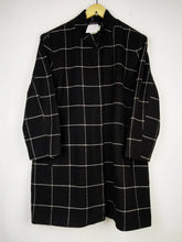 Buy online pre-used pre-loved 100% authentic & Original branded Classic (WC-3853) available in Pakistan. Top international brands avilable.