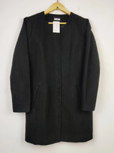 Buy online pre-used pre-loved 100% authentic & Original branded Jacqueline De Yong (WC-3915) available in Pakistan. Top international brands avilable.