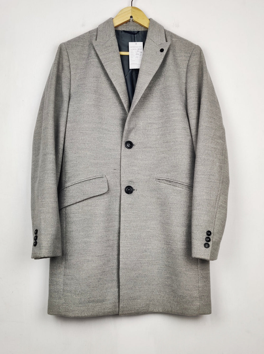 Buy online pre-used pre-loved 100% authentic & Original branded Unknown Brand (WC-4532) available in Pakistan. Top international brands avilable.