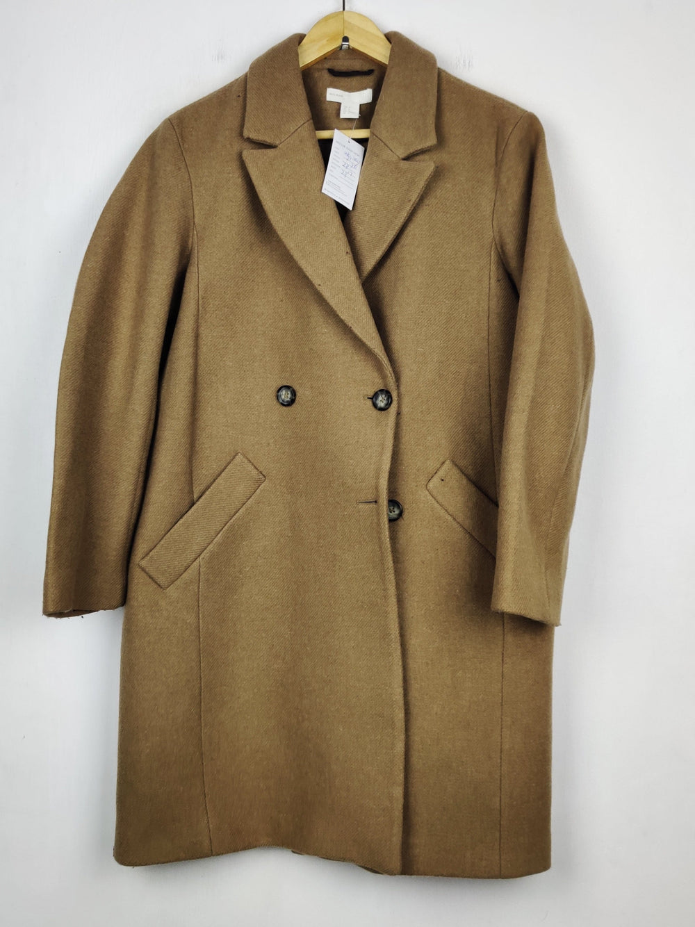Buy online pre-used pre-loved 100% authentic & Original branded H&M (WC-4551) available in Pakistan. Top international brands avilable.