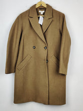 Buy online pre-used pre-loved 100% authentic & Original branded H&M (WC-4551) available in Pakistan. Top international brands avilable.