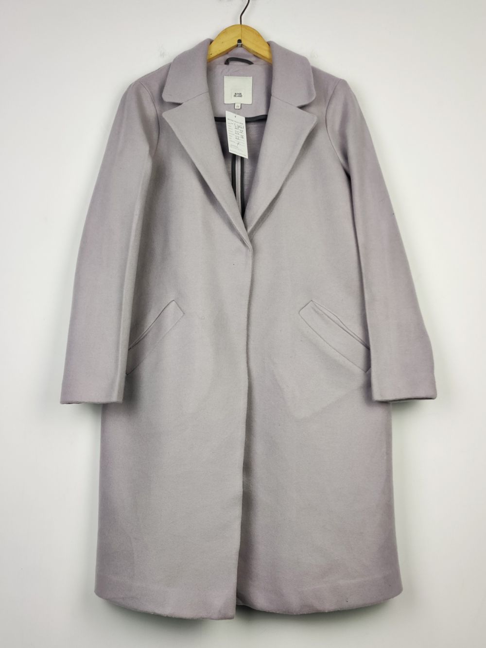 River Island (WC-4662)