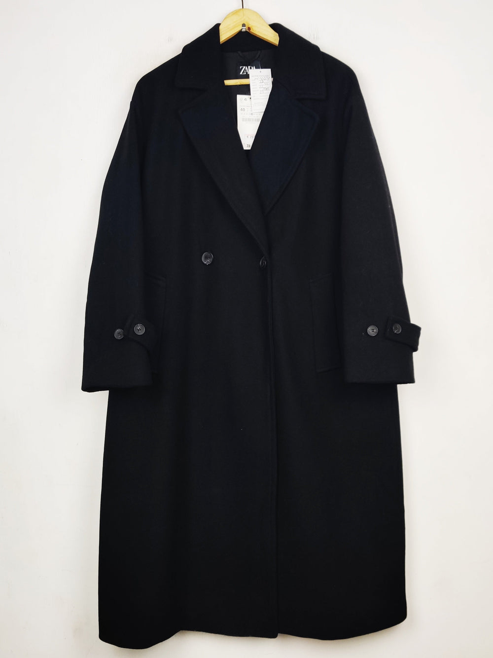 Buy online pre-used pre-loved 100% authentic & Original branded Zara (WC-4724) available in Pakistan. Top international brands avilable.