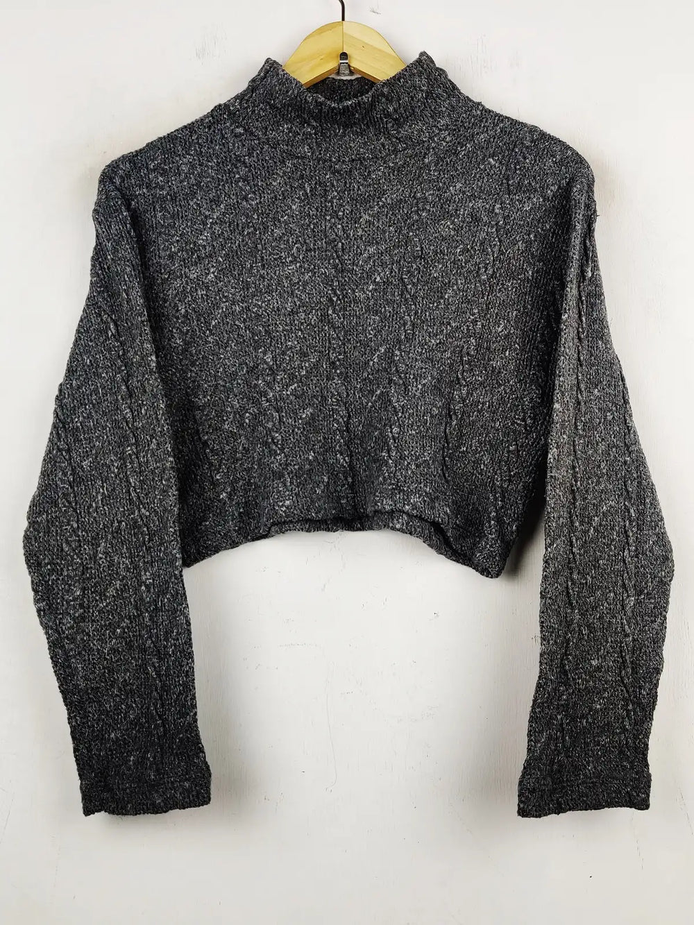 Buy online pre-used pre-loved 100% authentic & Original branded Zara (WCT-1001) available in Pakistan. Top international brands avilable.