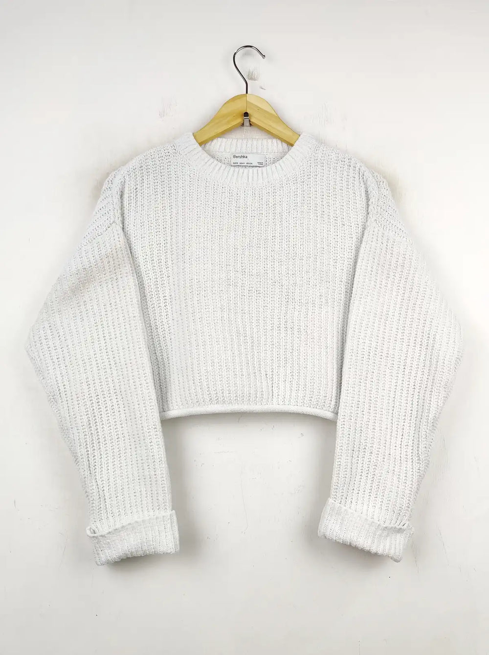 Buy online pre-used pre-loved 100% authentic & Original branded Bershka (WCT-1012) available in Pakistan. Top international brands avilable.