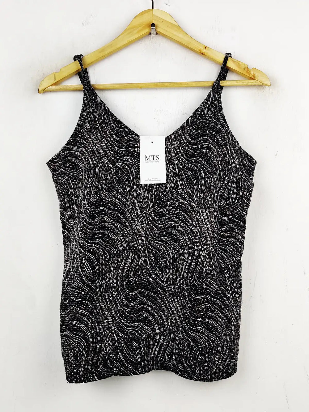 Buy online pre-used pre-loved 100% authentic & Original branded F&F (WCT-1013) available in Pakistan. Top international brands avilable.