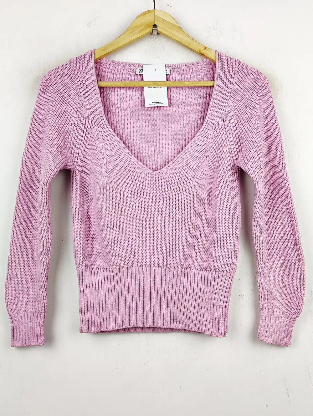 Buy online pre-used pre-loved 100% authentic & Original branded Zara (WCT-1017) available in Pakistan. Top international brands avilable.