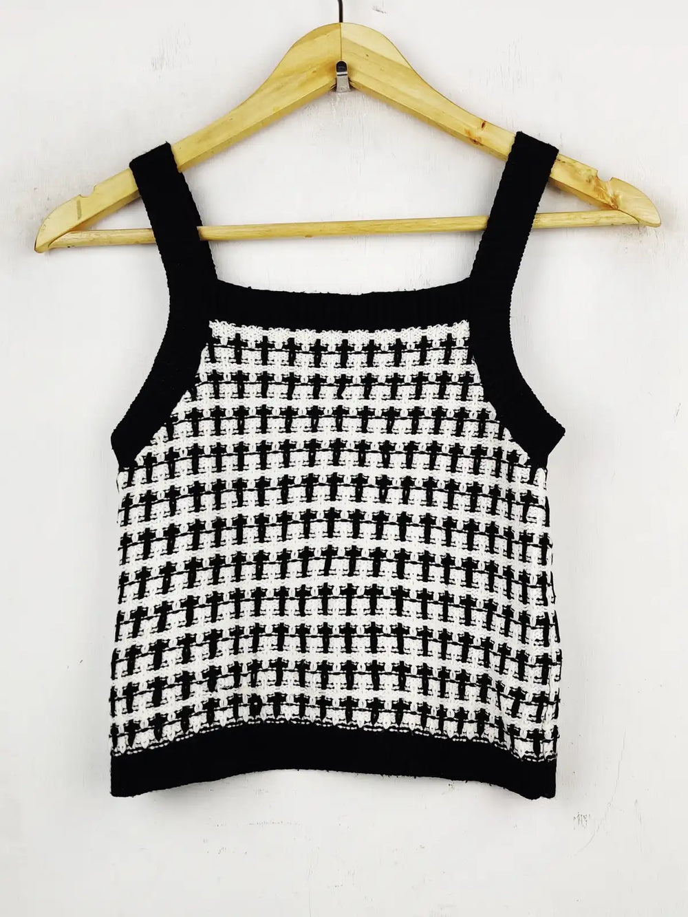 Buy online pre-used pre-loved 100% authentic & Original branded Primark (WCT-1071) available in Pakistan. Top international brands avilable.