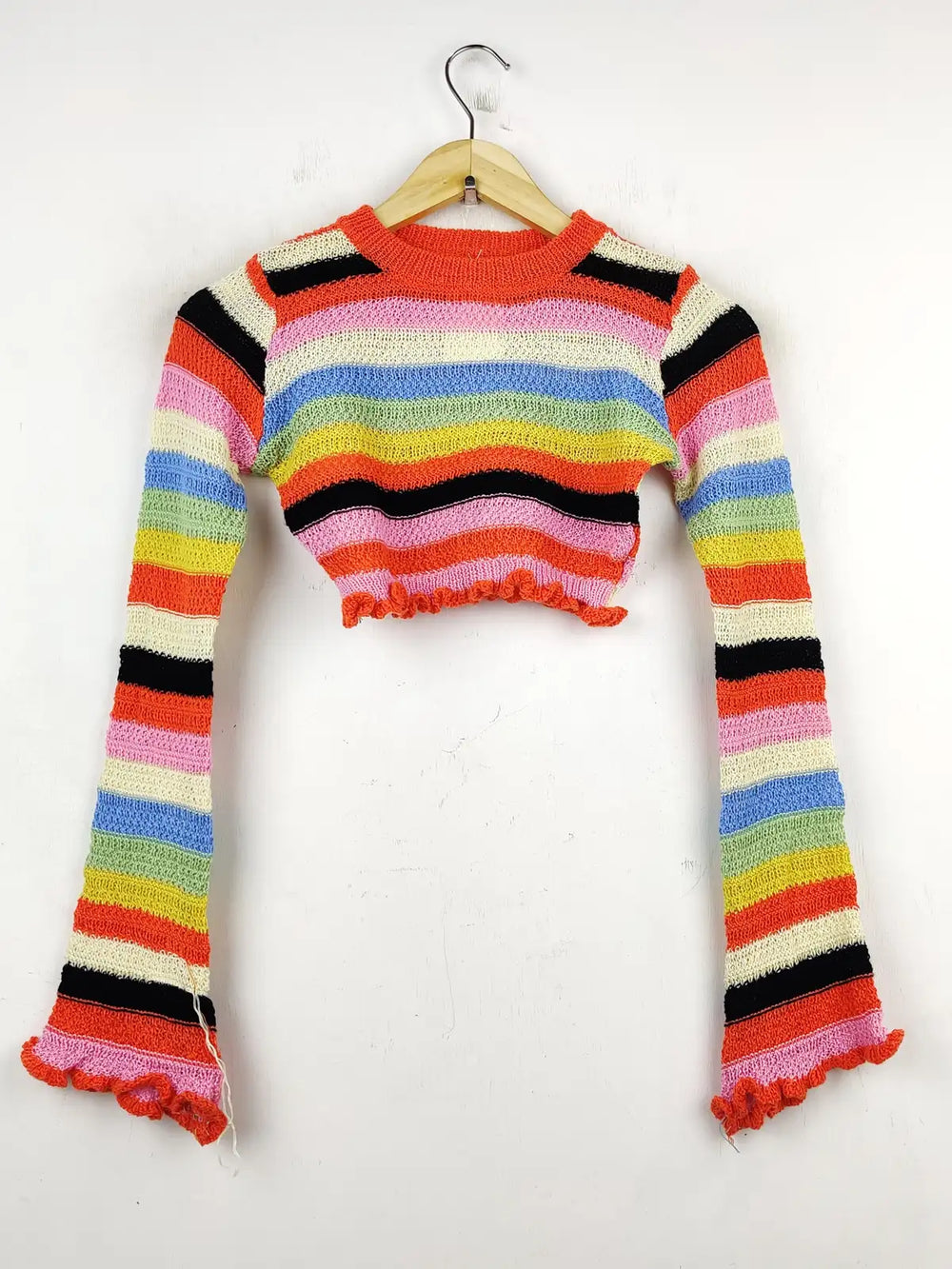 Buy online pre-used pre-loved 100% authentic & Original branded Unknown Brand (WCT-1078) available in Pakistan. Top international brands avilable.