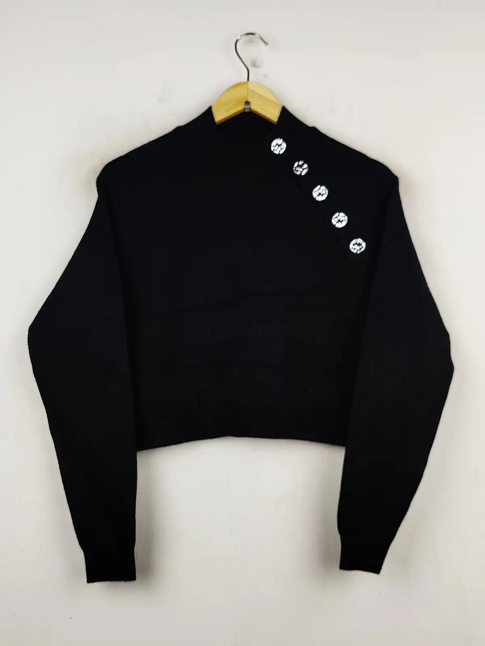 Buy online pre-used pre-loved 100% authentic & Original branded Primark (WCT-1084) available in Pakistan. Top international brands avilable.