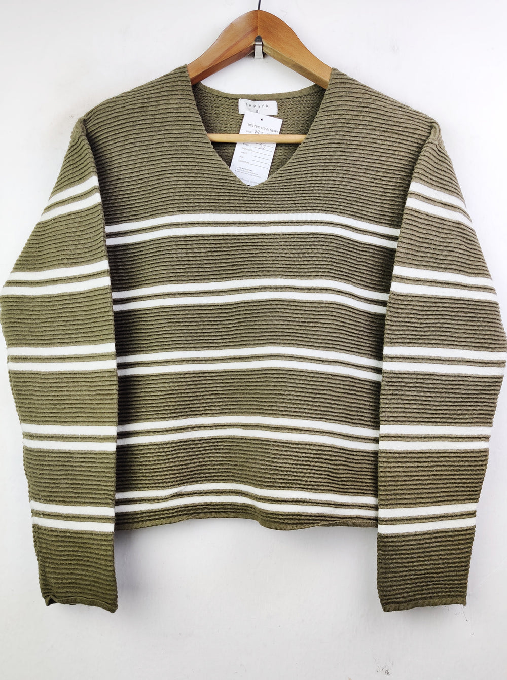 Buy online pre-used pre-loved 100% authentic & Original branded Papaya (WCT-112) available in Pakistan. Top international brands avilable.