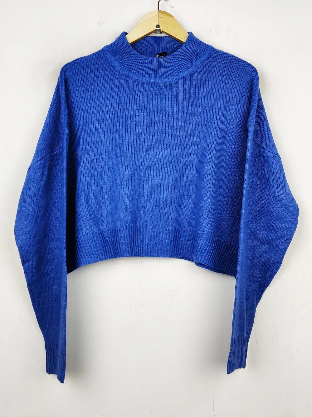 Buy online pre-used pre-loved 100% authentic & Original branded H&M (WCT-1184) available in Pakistan. Top international brands avilable.