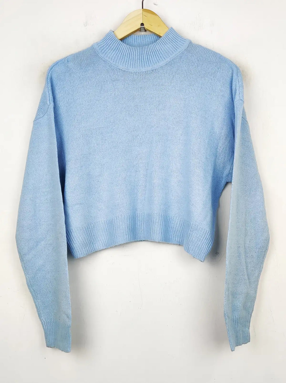 Buy online pre-used pre-loved 100% authentic & Original branded H&M (WCT-1194) available in Pakistan. Top international brands avilable.