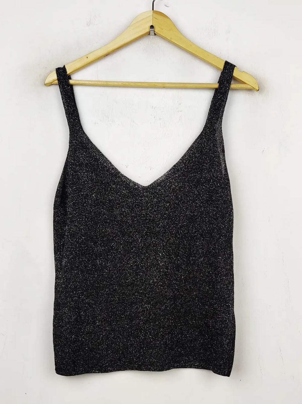 Buy online pre-used pre-loved 100% authentic & Original branded Mango (WCT-1199) available in Pakistan. Top international brands avilable.