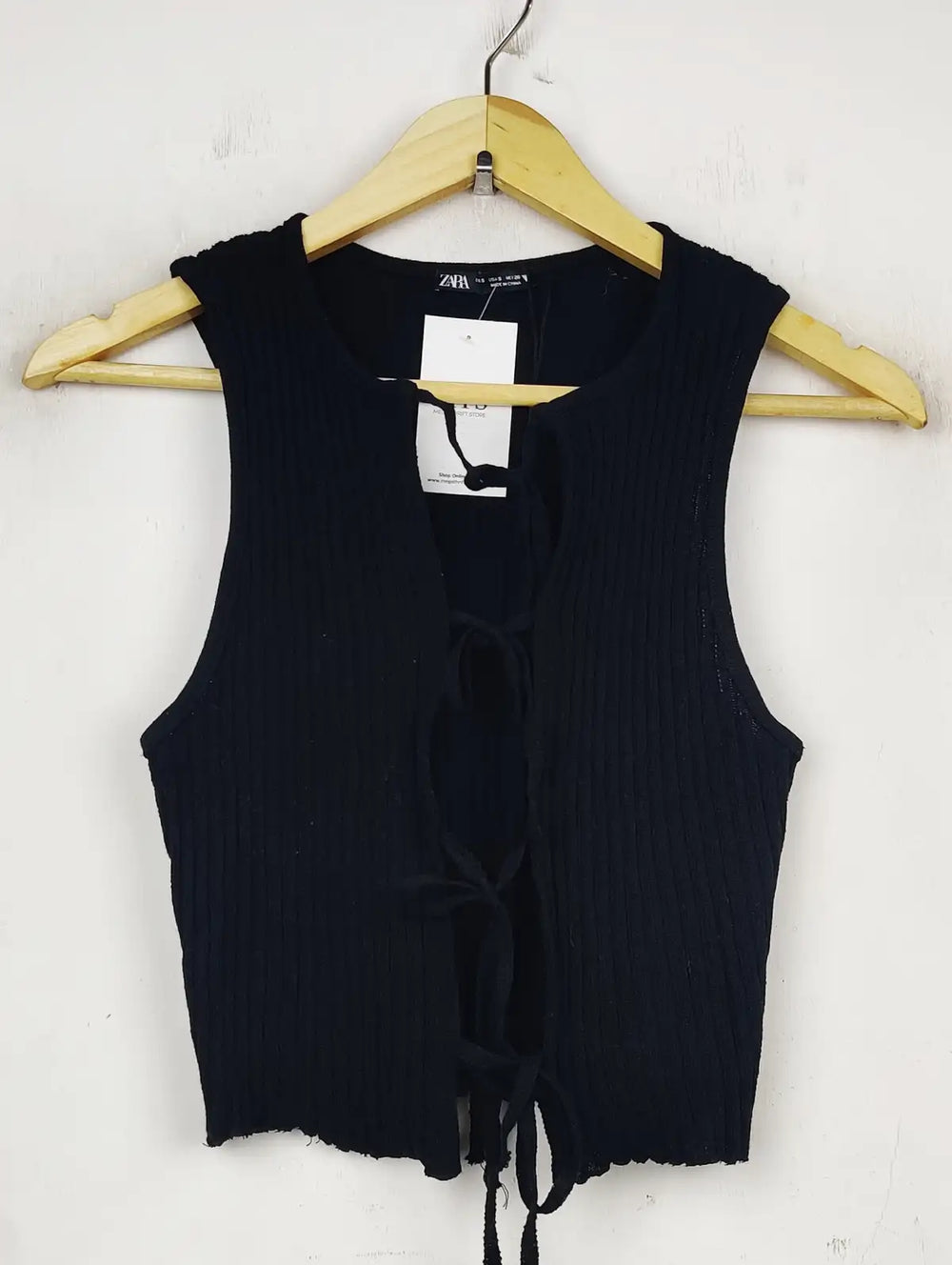 Buy online pre-used pre-loved 100% authentic & Original branded Zara (WCT-1237) available in Pakistan. Top international brands avilable.