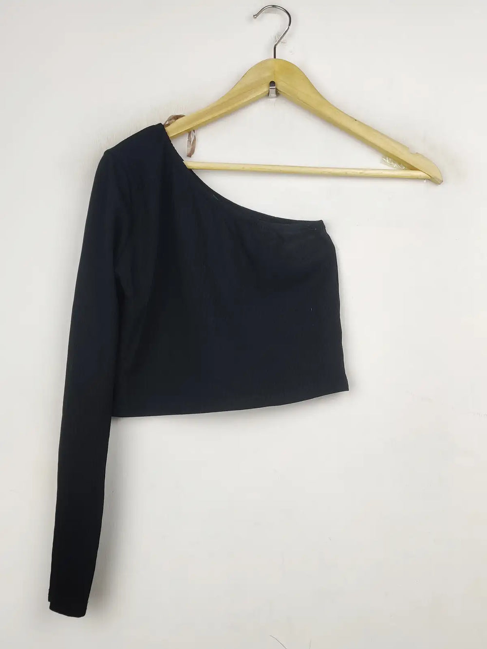 Buy online pre-used pre-loved 100% authentic & Original branded Candy (WCT-1494) available in Pakistan. Top international brands avilable.