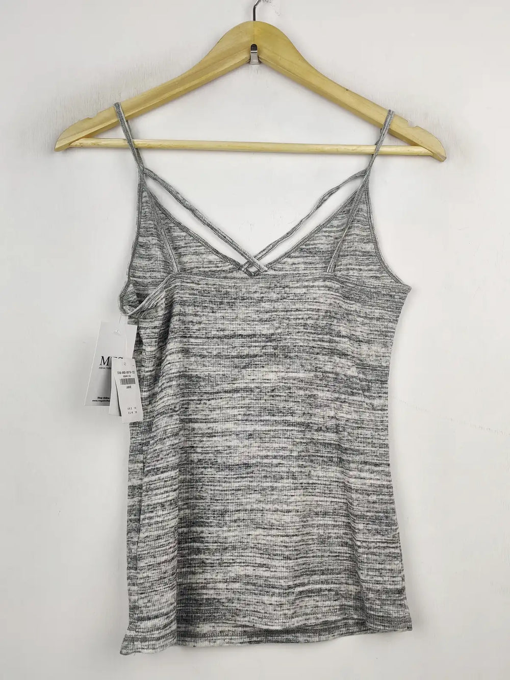 Buy online pre-used pre-loved 100% authentic & Original branded Hollister (WCT-1517) available in Pakistan. Top international brands avilable.