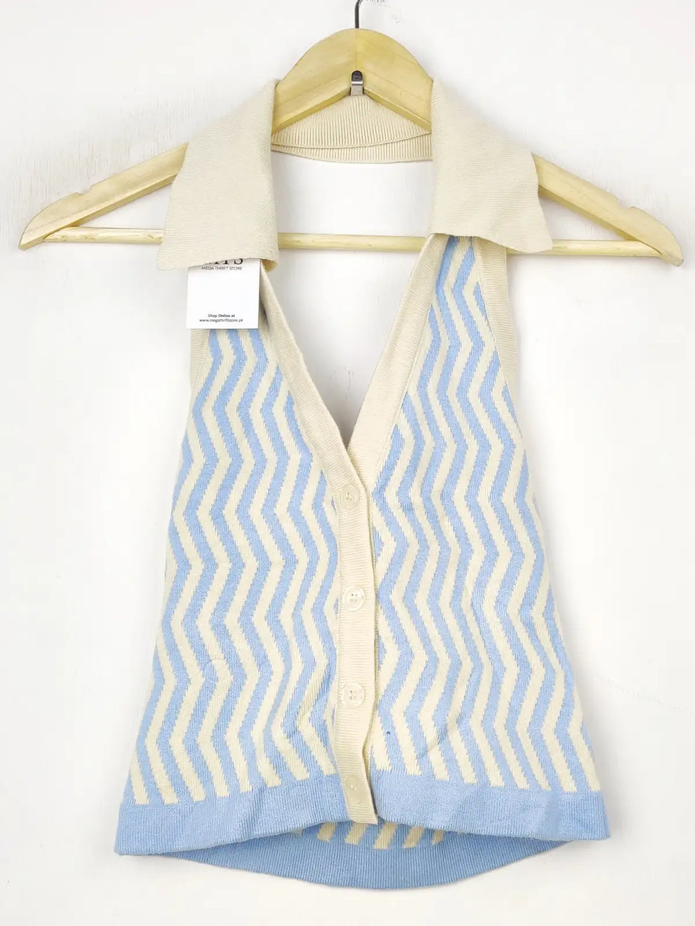 Buy online pre-used pre-loved 100% authentic & Original branded Unknown Brand (WCT-1526) available in Pakistan. Top international brands avilable.