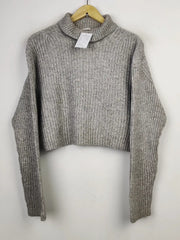 Buy online pre-used pre-loved 100% authentic & Original branded H&M (WCT-1743) available in Pakistan. Top international brands avilable.