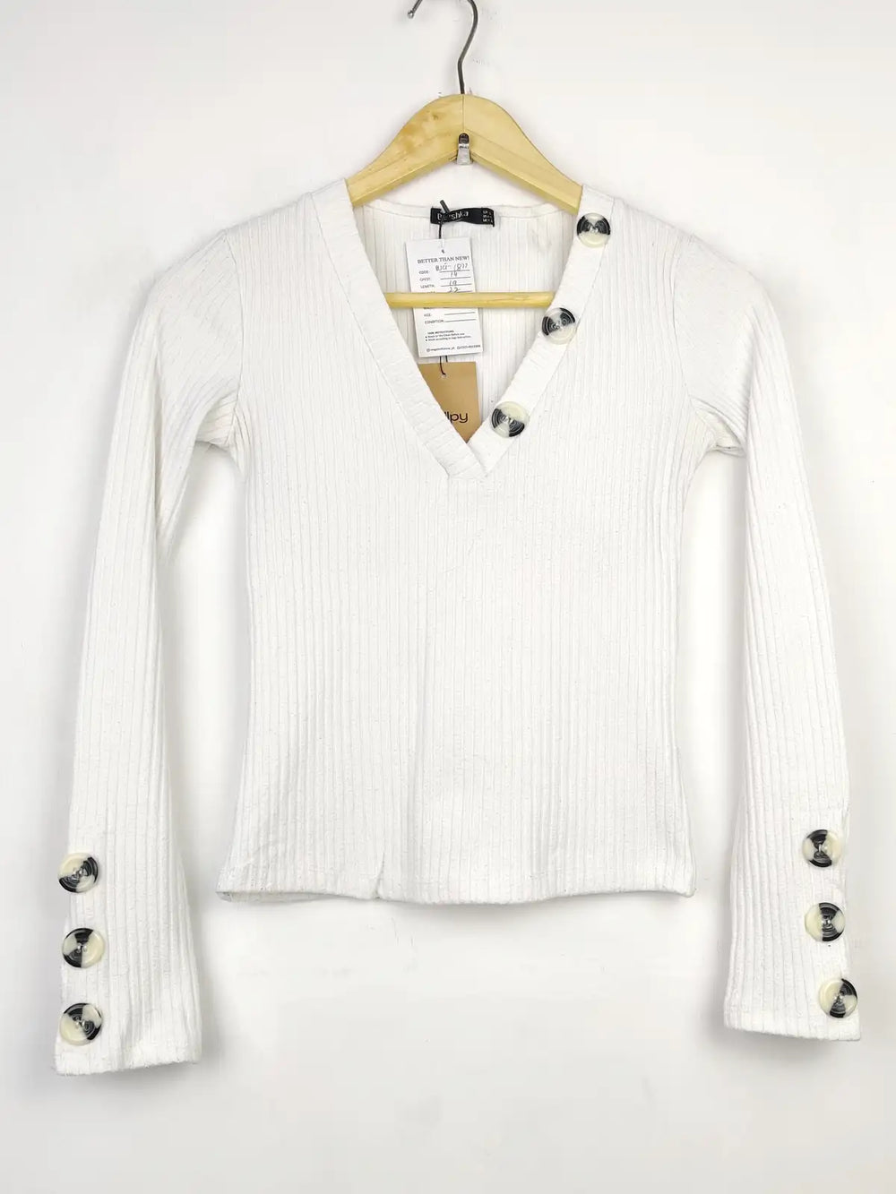 Buy online pre-used pre-loved 100% authentic & Original branded Bershka (WCT-1877) available in Pakistan. Top international brands avilable.