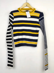 Buy online pre-used pre-loved 100% authentic & Original branded Topshop (WCT-1901) available in Pakistan. Top international brands avilable.