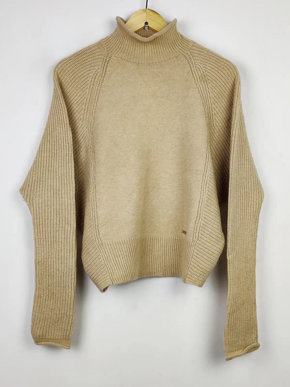 Buy online pre-used pre-loved 100% authentic & Original branded River Island (WCT-1976) available in Pakistan. Top international brands avilable.