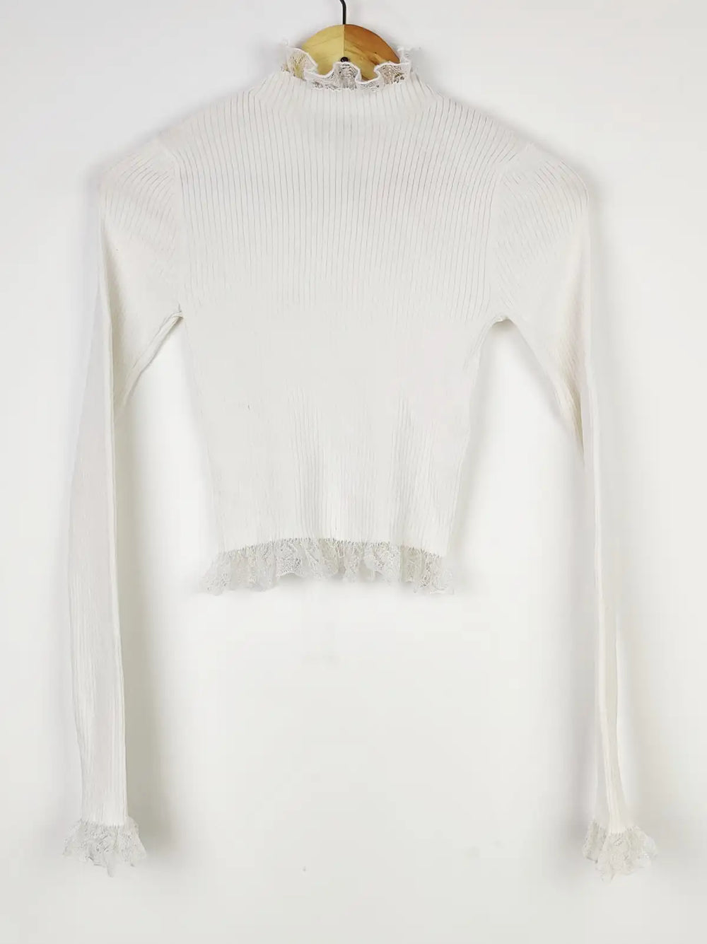 Buy online pre-used pre-loved 100% authentic & Original branded Zara (WCT-2135) available in Pakistan. Top international brands avilable.