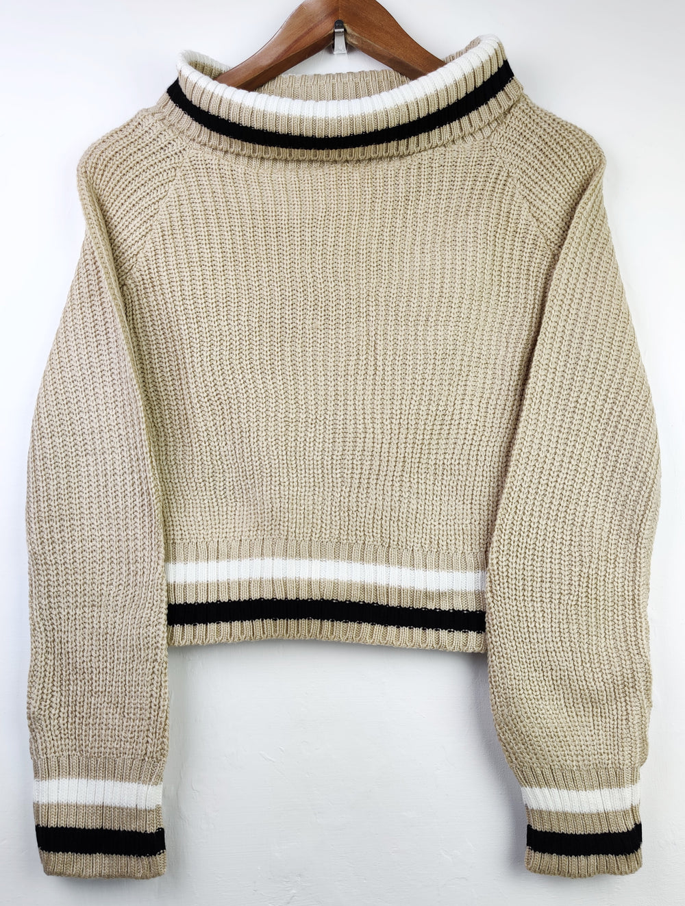 Buy online pre-used pre-loved 100% authentic & Original branded Boohoo (WCT-228) available in Pakistan. Top international brands avilable.