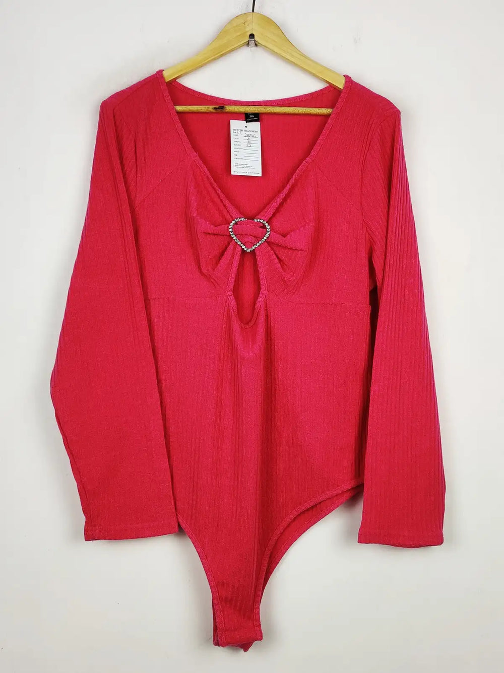 Buy online pre-used pre-loved 100% authentic & Original branded Shein (WCT-2856) available in Pakistan. Top international brands avilable.