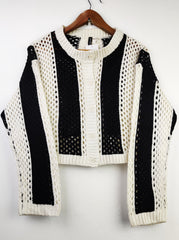 Buy online pre-used pre-loved 100% authentic & Original branded H&M (WCT-299) available in Pakistan. Top international brands avilable.