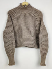 Buy online pre-used pre-loved 100% authentic & Original branded H&M (WCT-3053) available in Pakistan. Top international brands avilable.