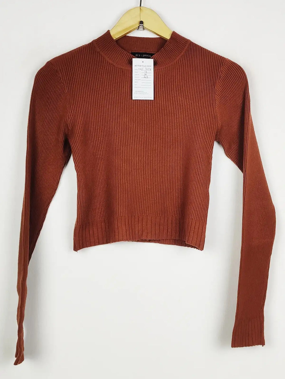 Buy online pre-used pre-loved 100% authentic & Original branded Qed London (WCT-3114) available in Pakistan. Top international brands avilable.