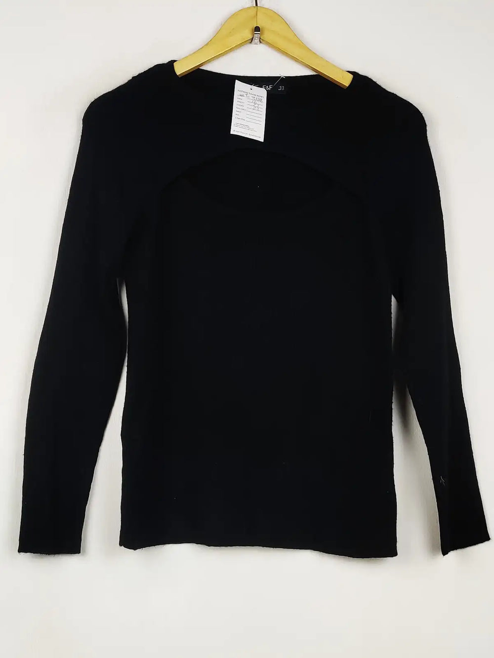 Buy online pre-used pre-loved 100% authentic & Original branded F&F (WCT-3128) available in Pakistan. Top international brands avilable.