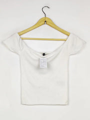 Buy online pre-used pre-loved 100% authentic & Original branded H&M (WCT-3204) available in Pakistan. Top international brands avilable.