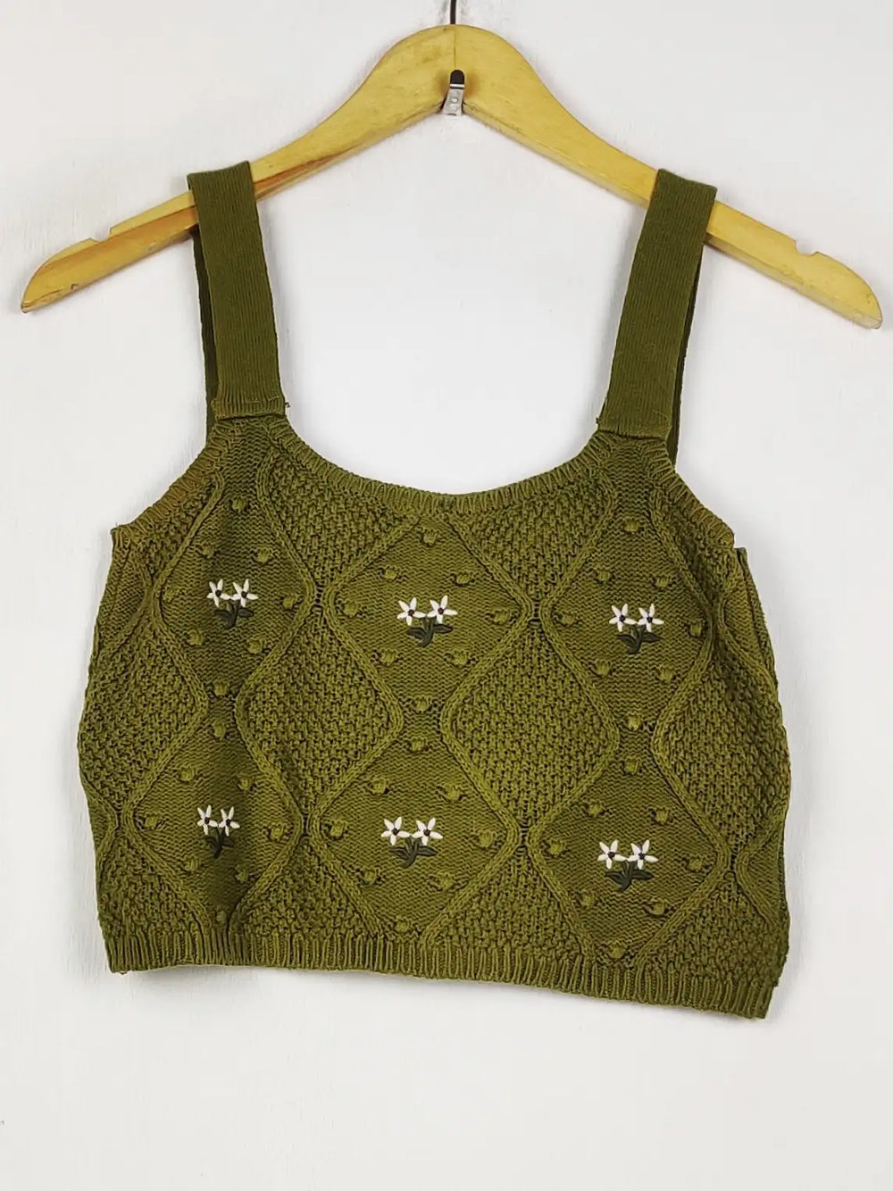 Buy online pre-used pre-loved 100% authentic & Original branded Stradivarius (WCT-3276) available in Pakistan. Top international brands avilable.