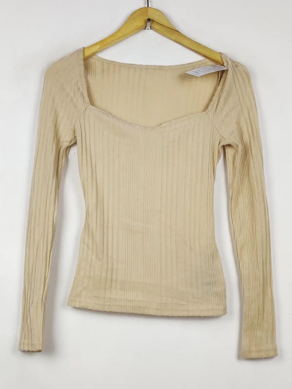Buy online pre-used pre-loved 100% authentic & Original branded Shein (WCT-3324) available in Pakistan. Top international brands avilable.