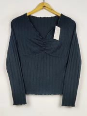 Buy online pre-used pre-loved 100% authentic & Original branded Shein (WCT-3397) available in Pakistan. Top international brands avilable.