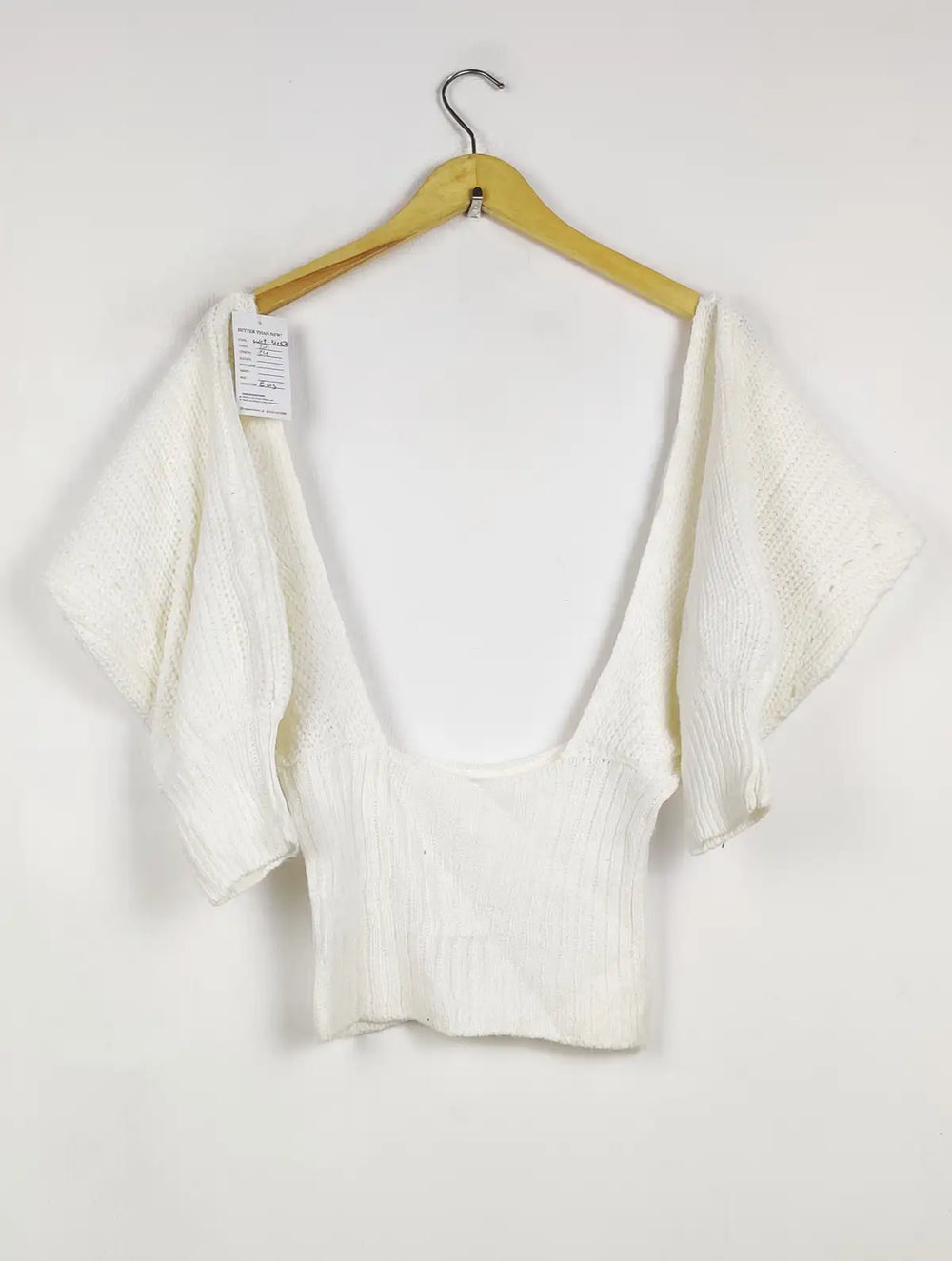 Buy online pre-used pre-loved 100% authentic & Original branded Unknown Brand (WCT-3453) available in Pakistan. Top international brands avilable.