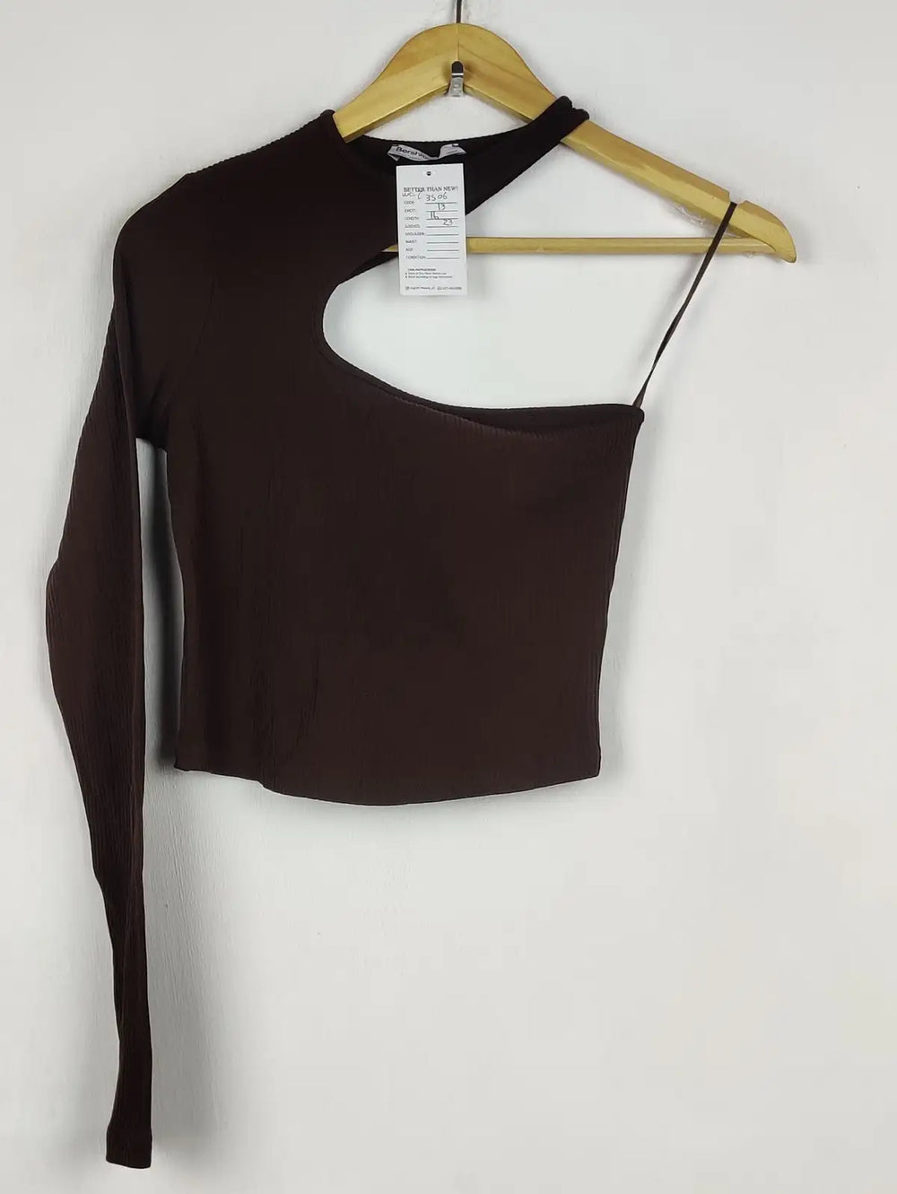 Buy online pre-used pre-loved 100% authentic & Original branded Bershka (WCT-3506) available in Pakistan. Top international brands avilable.
