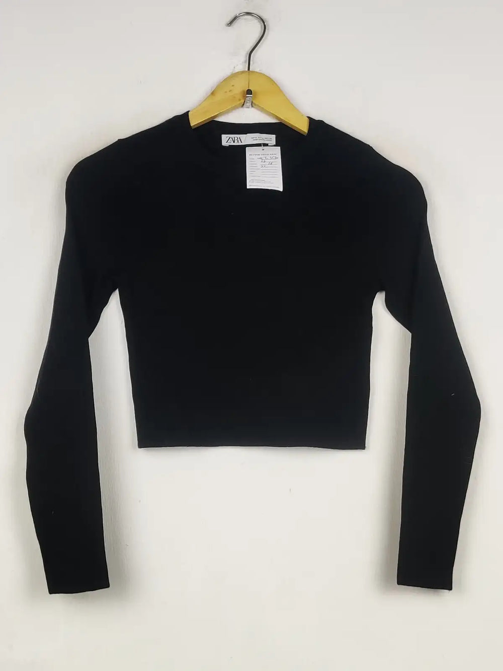 Buy online pre-used pre-loved 100% authentic & Original branded Zara (WCT-3530) available in Pakistan. Top international brands avilable.