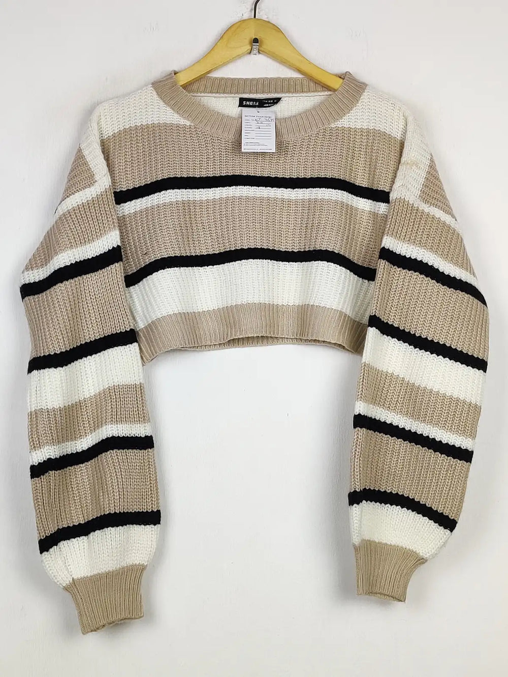 Buy online pre-used pre-loved 100% authentic & Original branded Shein (WCT-3575) available in Pakistan. Top international brands avilable.