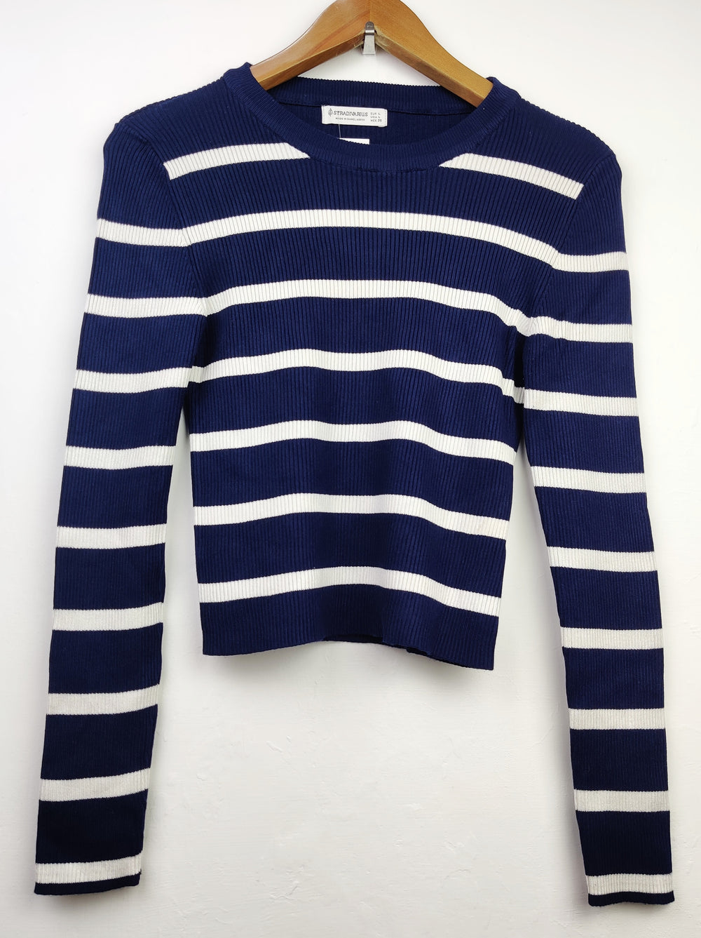 Buy online pre-used pre-loved 100% authentic & Original branded Stradivarius (WCT-371) available in Pakistan. Top international brands avilable.