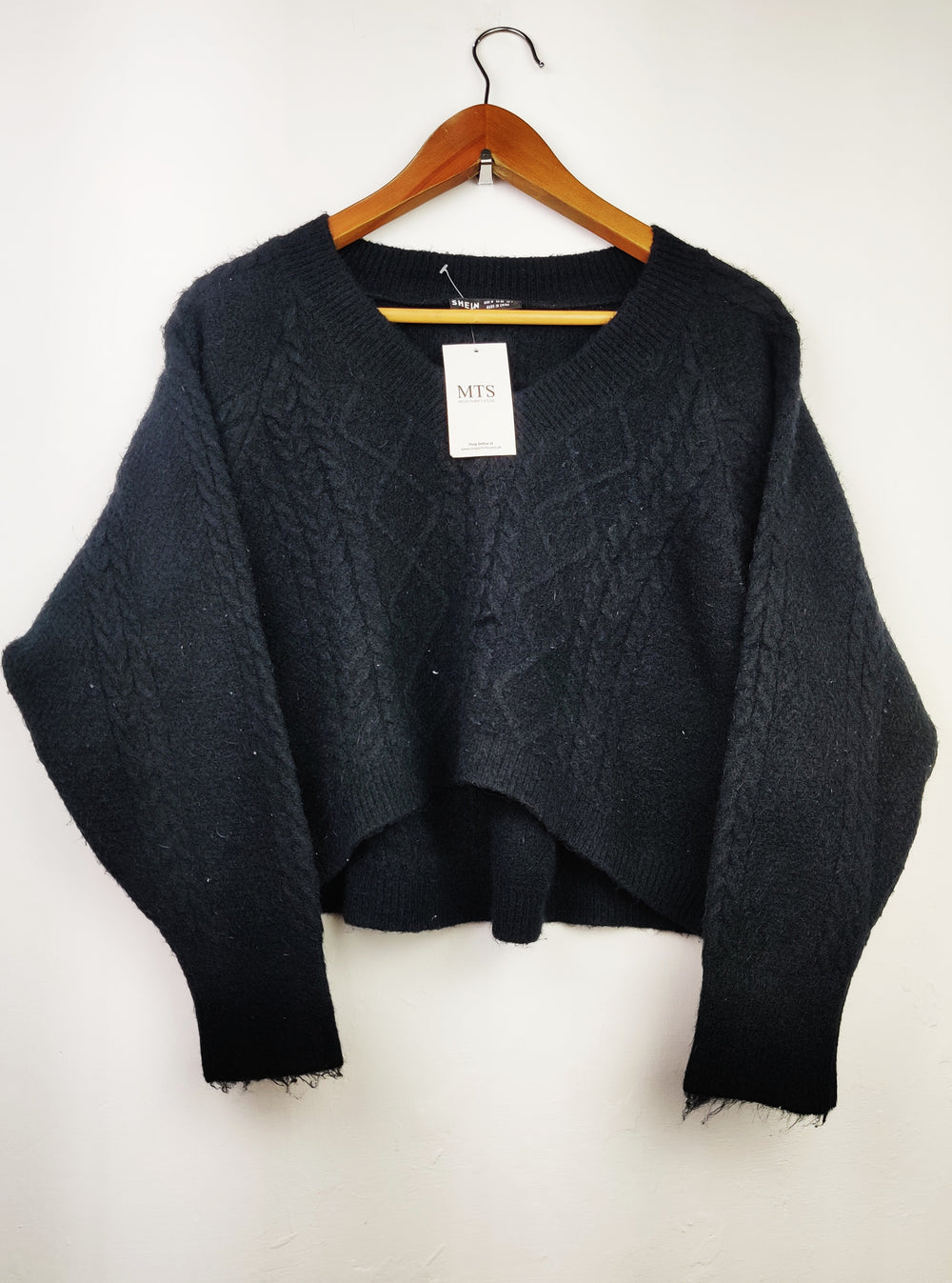 Buy online pre-used pre-loved 100% authentic & Original branded Shein (WCT-379) available in Pakistan. Top international brands avilable.